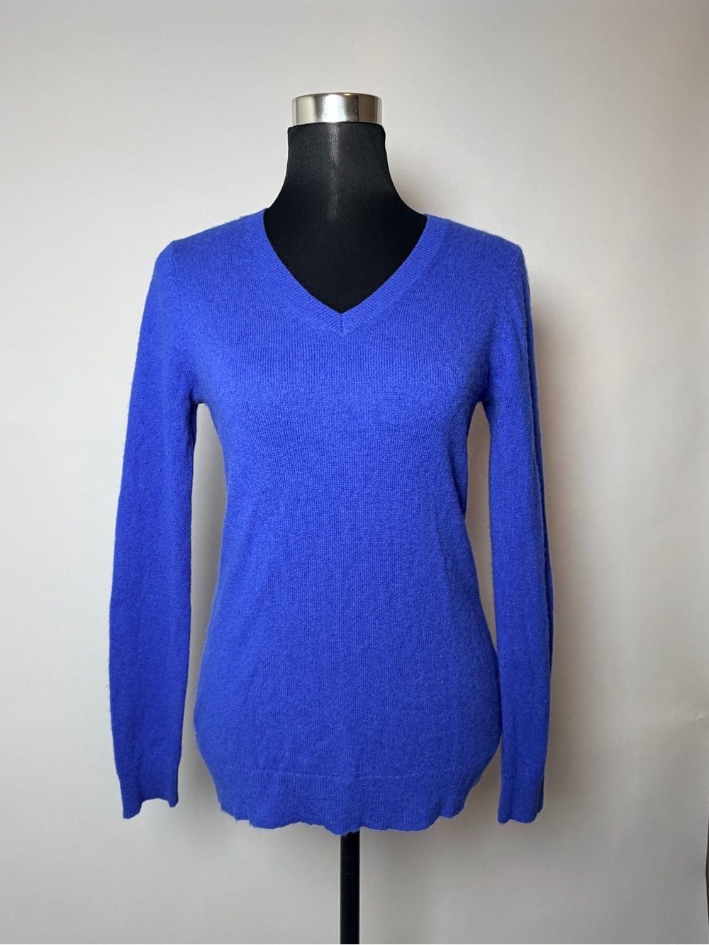 Charter Club Luxury 100% Cashmere V-Neck Sweater Blue Women’s M